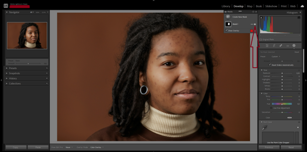 How to make a person's skin smoother in Lightroom and Photoshop